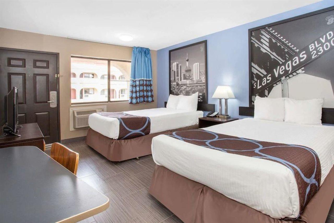 Super 8 By Wyndham Las Vegas Nellis Afb Area المظهر الخارجي الصورة