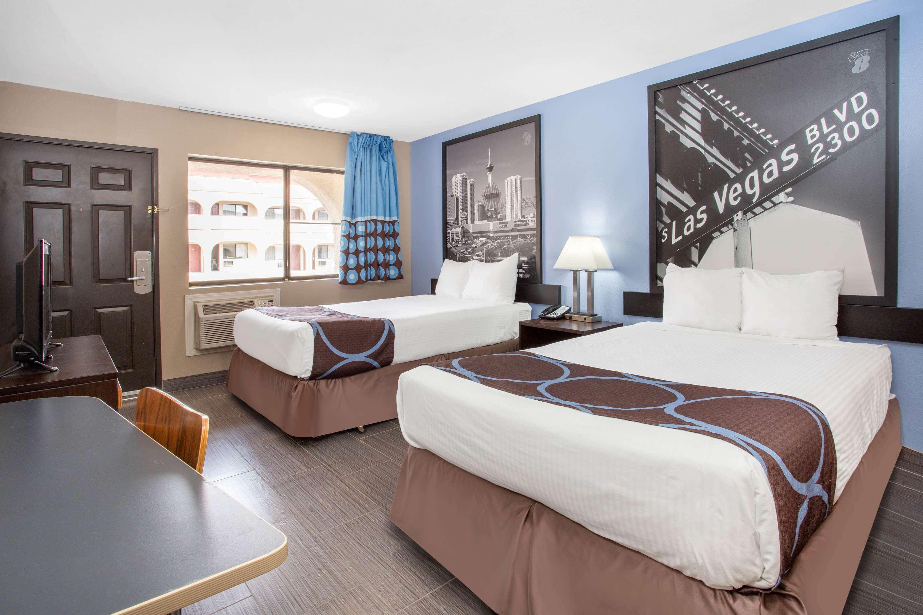 Super 8 By Wyndham Las Vegas Nellis Afb Area المظهر الخارجي الصورة