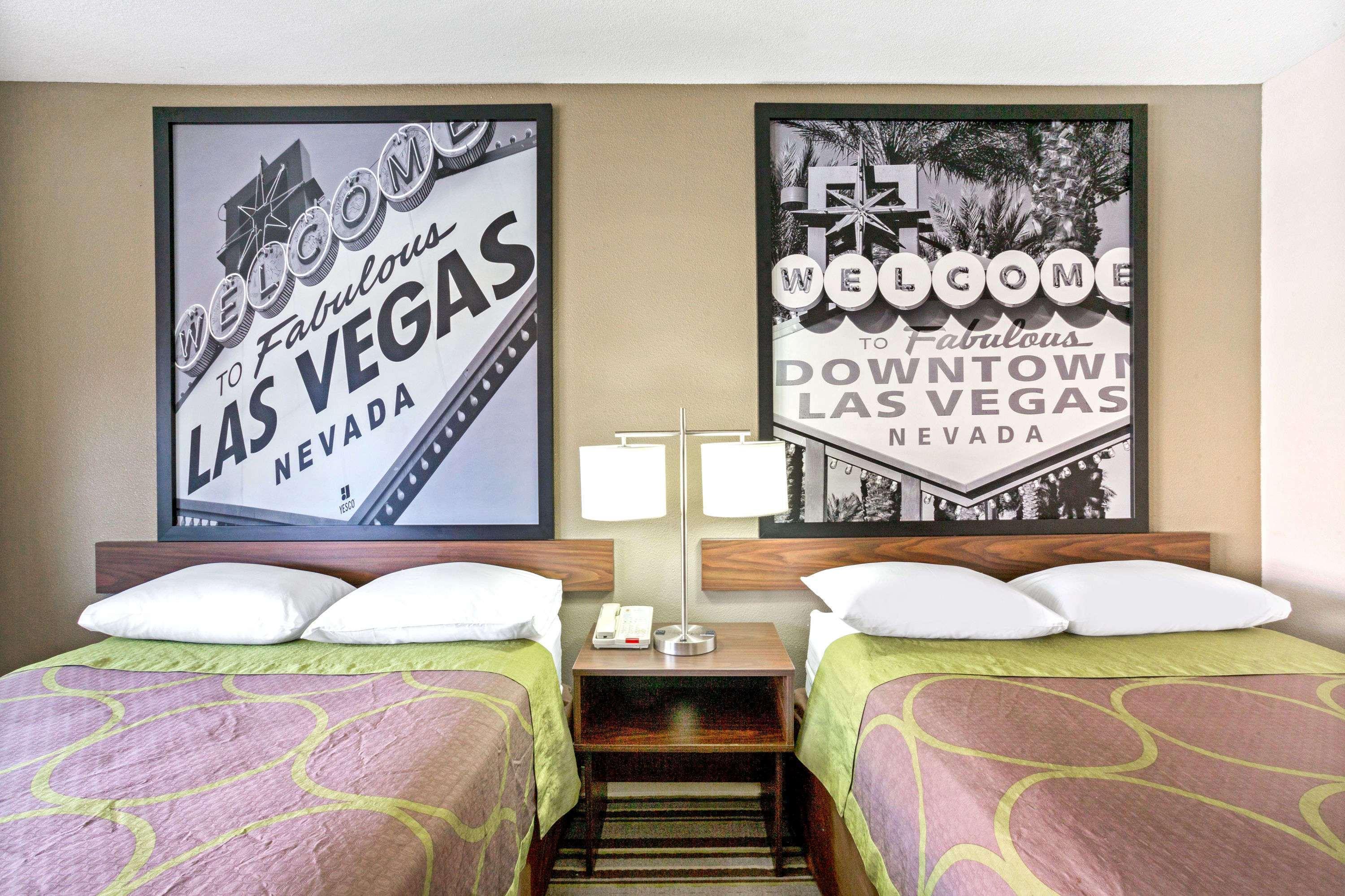 Super 8 By Wyndham Las Vegas Nellis Afb Area المظهر الخارجي الصورة