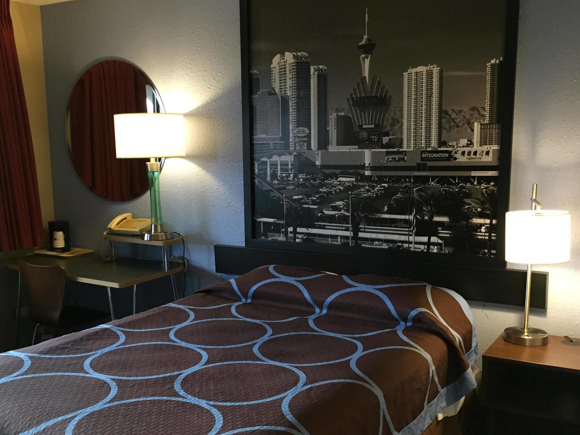 Super 8 By Wyndham Las Vegas Nellis Afb Area المظهر الخارجي الصورة